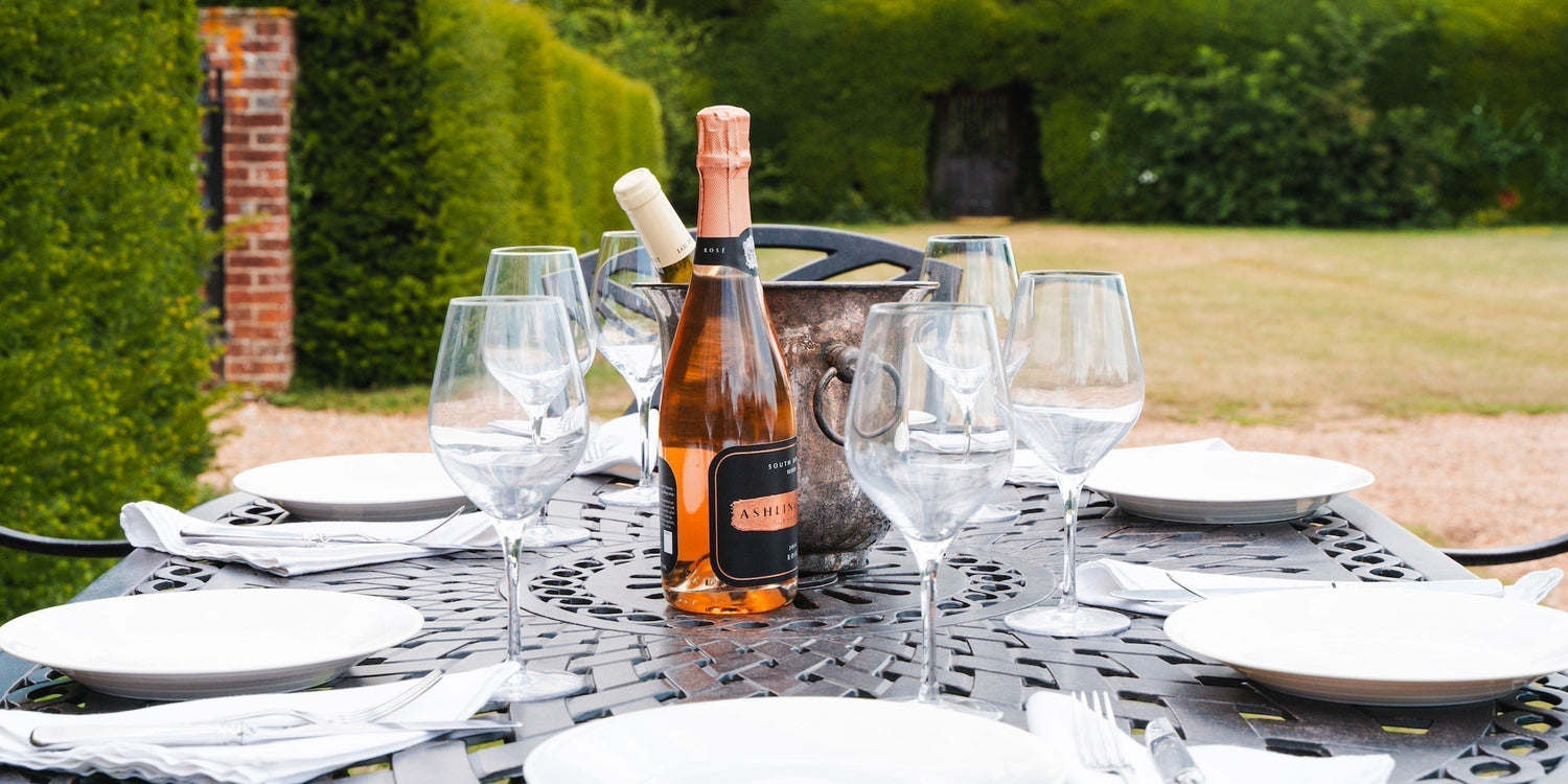 How to style your outdoor table for the perfect garden party