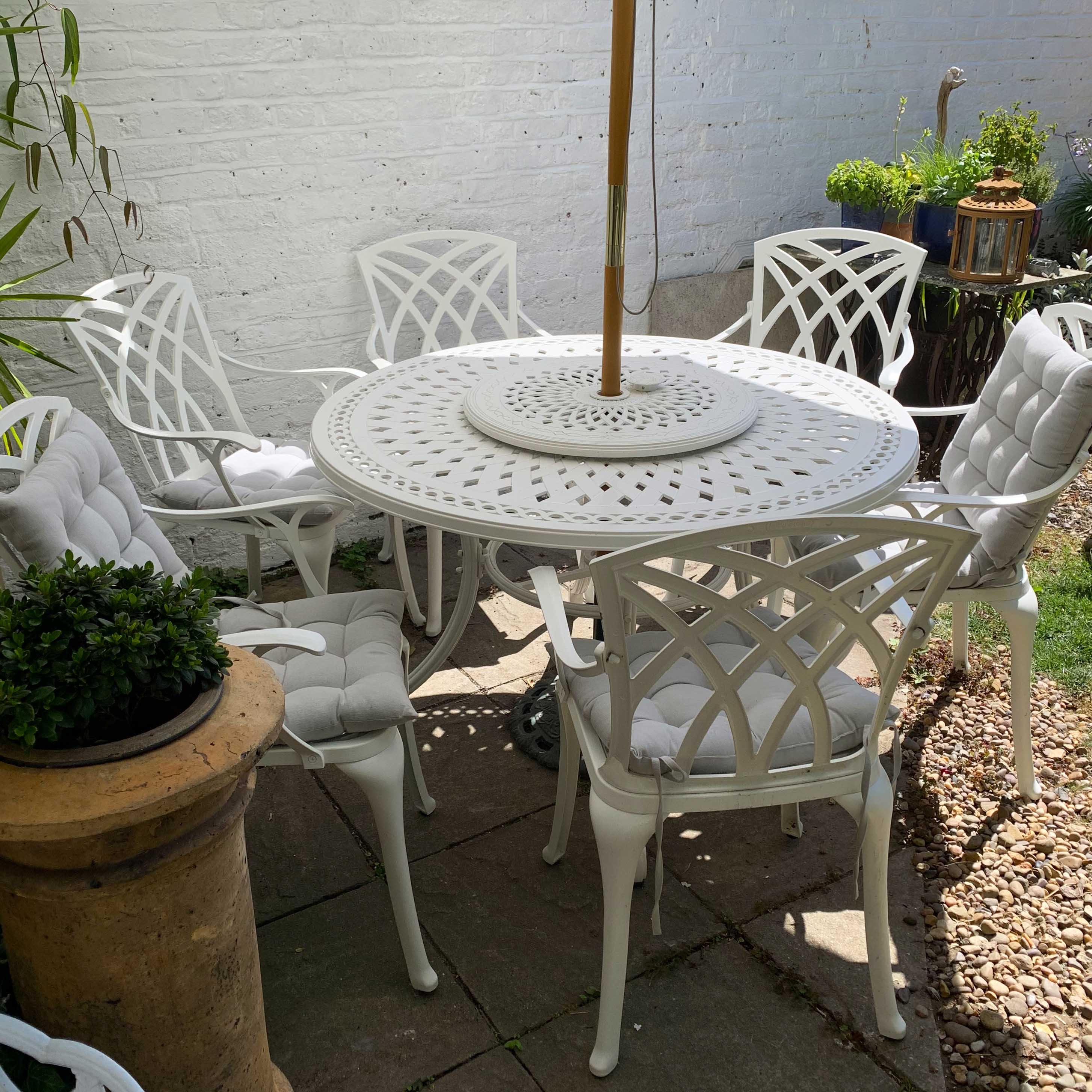 White Alice 6 Seater Cast Aluminium Patio Table | Lazy Susan