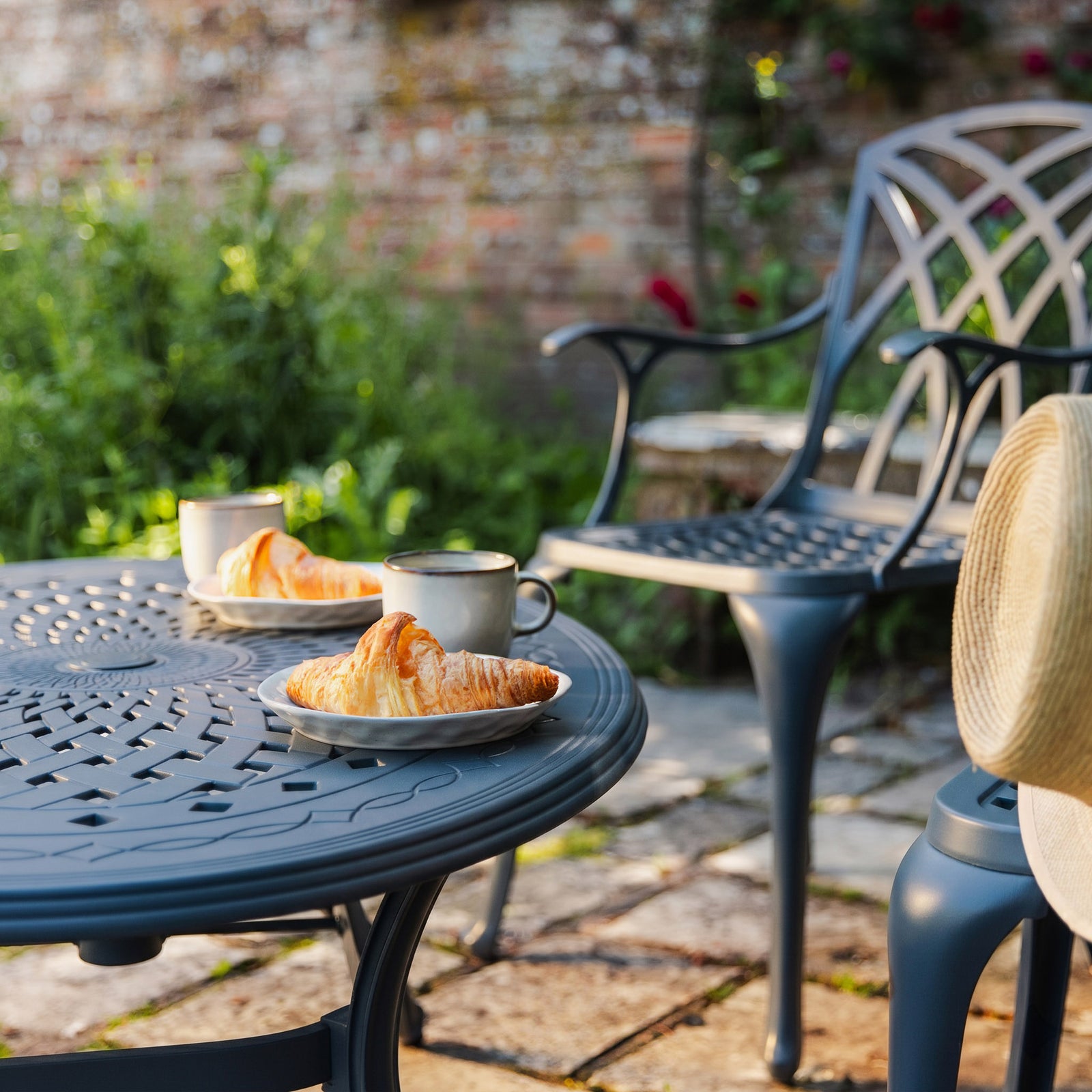 Bella Table 4 Seater Set - Slate Grey