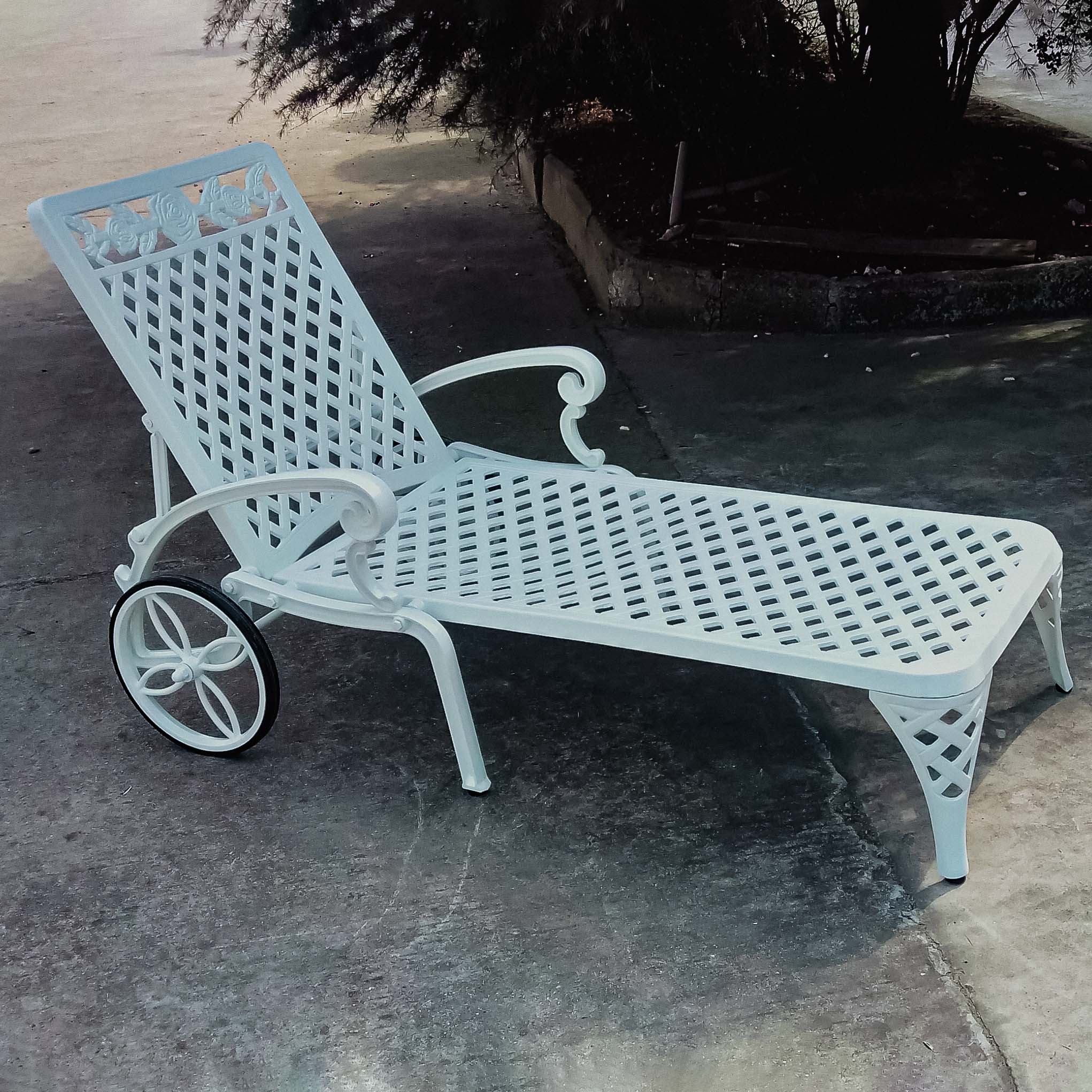 Rose Lounger Set - White