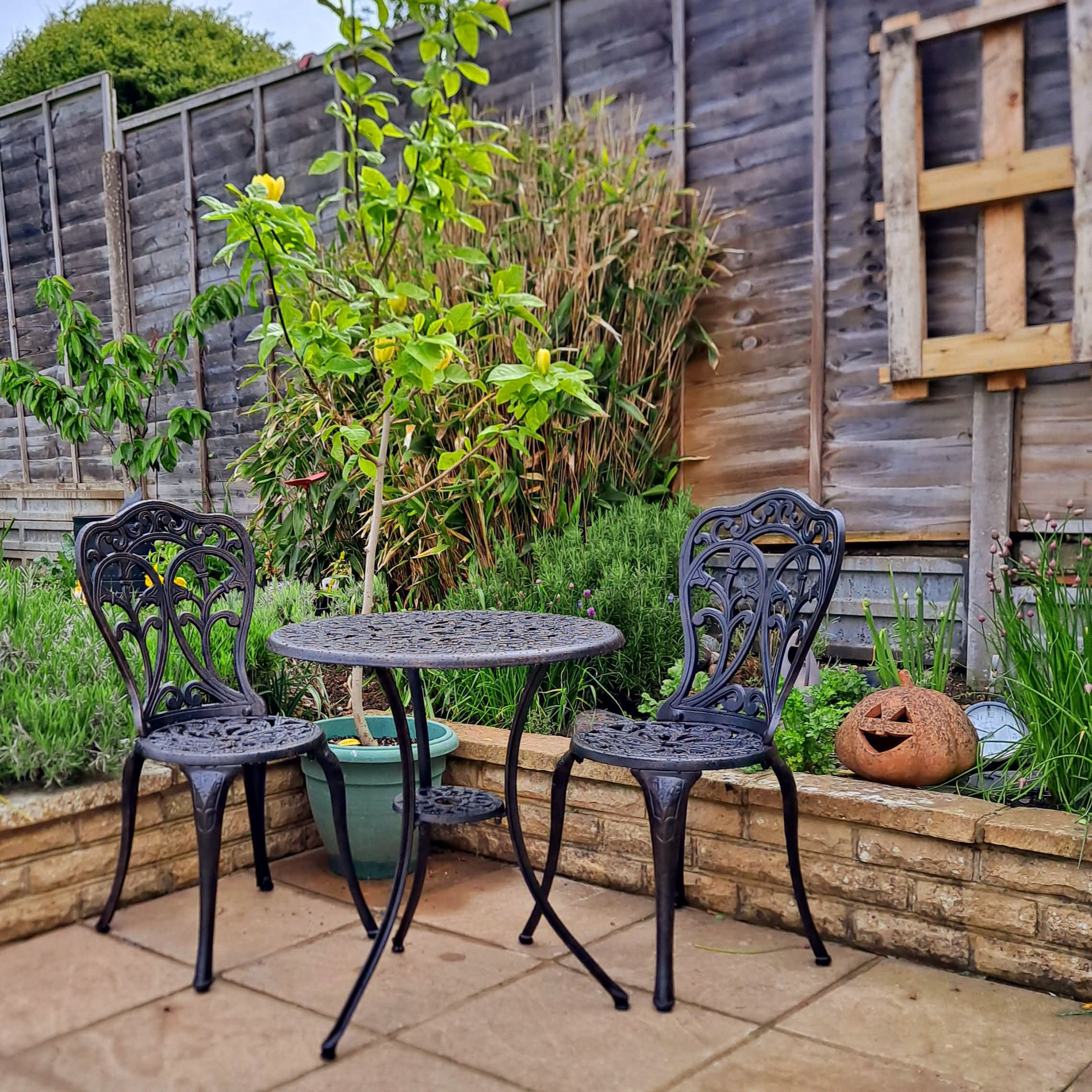 Tulip Bistro 2 Seater Set - Antique Bronze