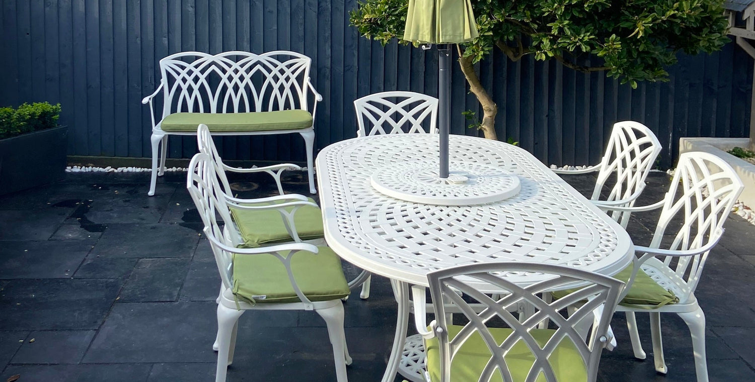 The importance of outdoor cushions on metal garden furniture