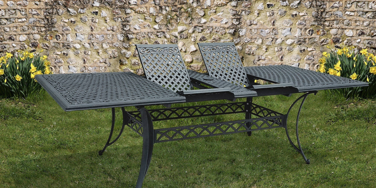 Why extendable outdoor dining tables are a game changer for your garden