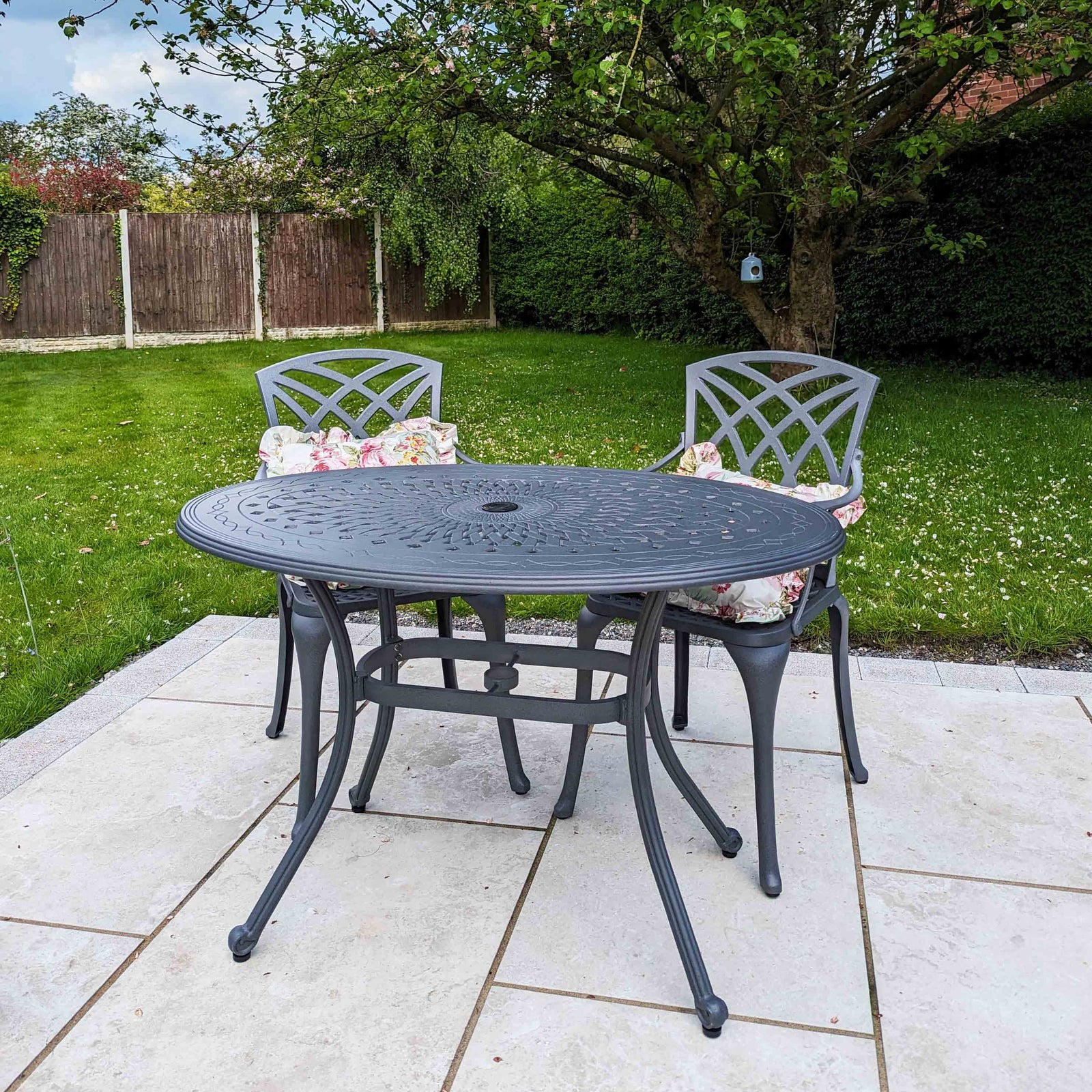 Daisie Oval Table 2 Seater Set - Slate Grey
