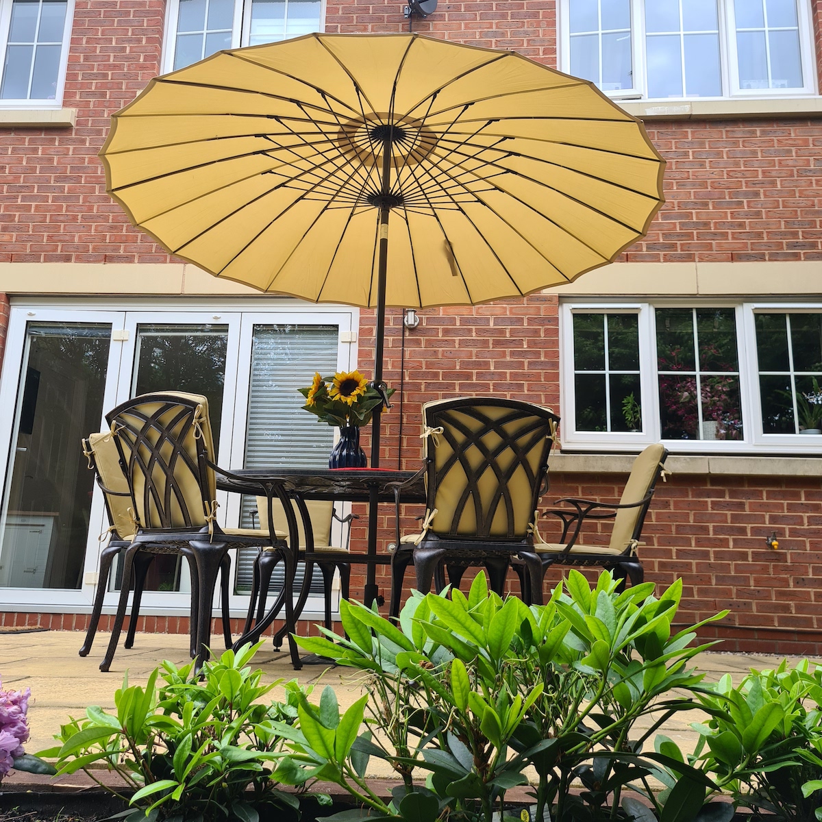 Coordinating parasols and cushions | June Table