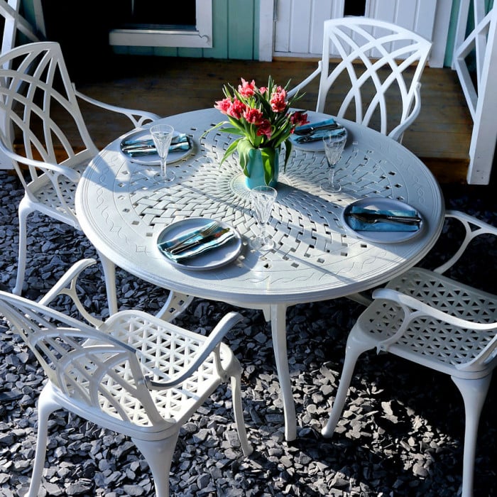 Amy 120cm White Round 4 Seater Garden, Round Garden Table And 4 Chairs