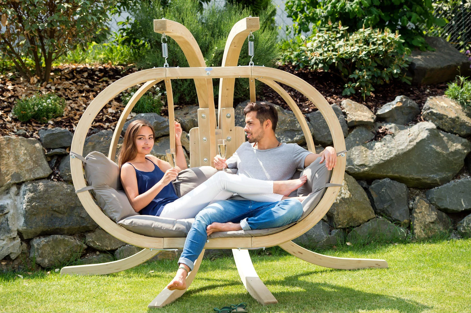 Outdoor Furniture Trends 2023 | Hammocks & Hanging Chairs