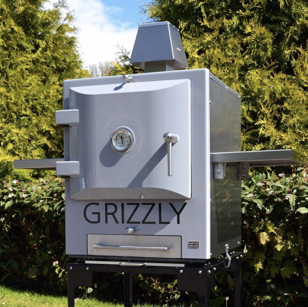 The Grizzle Outdoor Oven from Lazy Susan