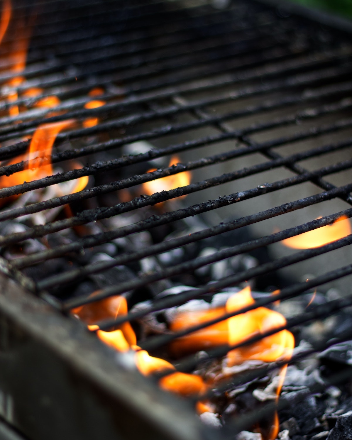 How to clean stainless steel grill racks