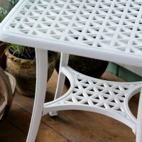Preview: White_Sandra_Side_Table_Cast_Aluminium_Garden_Furniture_5
