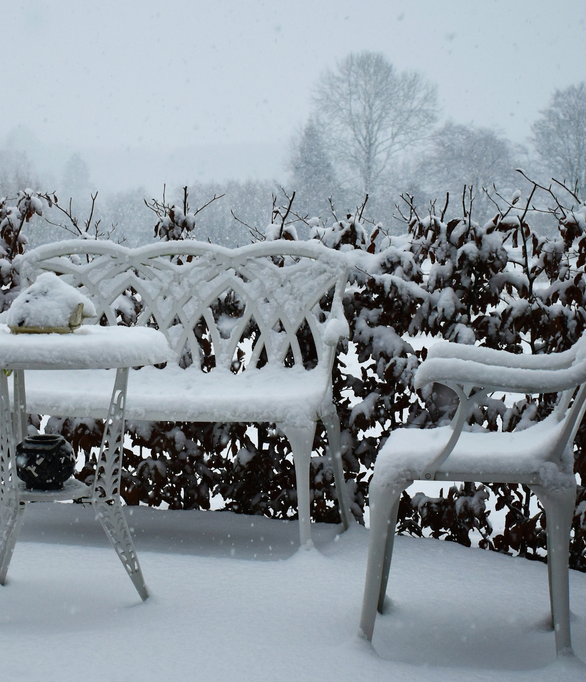 Is winter the best time to buy new garden furniture?