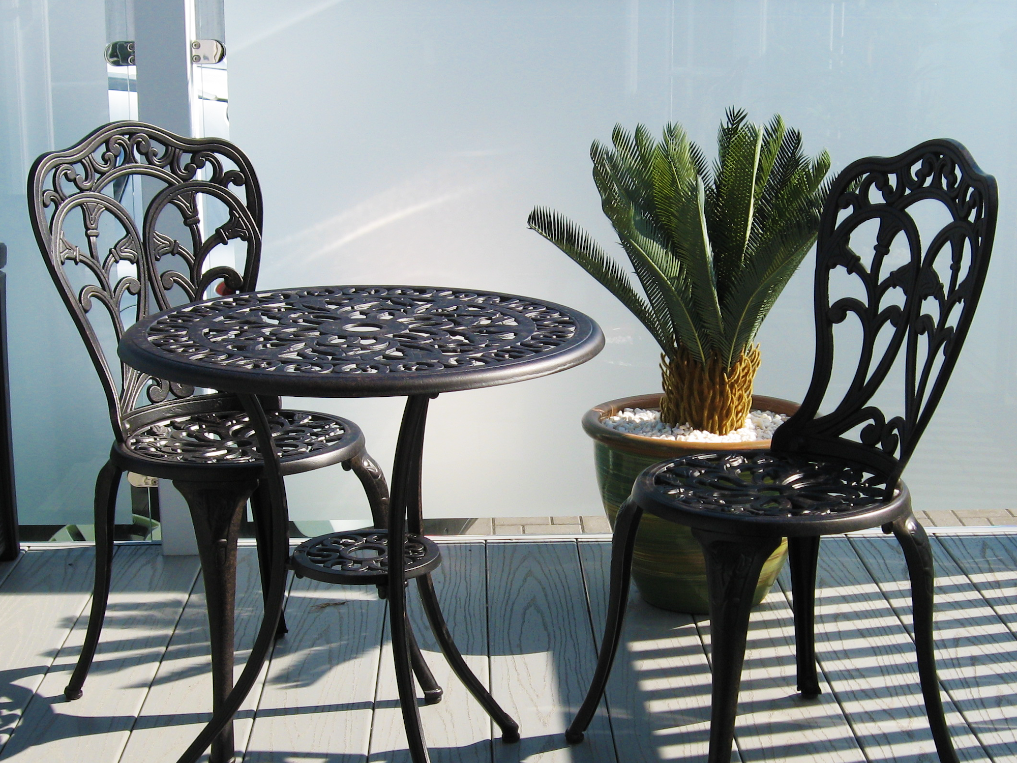 Why do we think cast aluminium is a great choice for your balcony?
