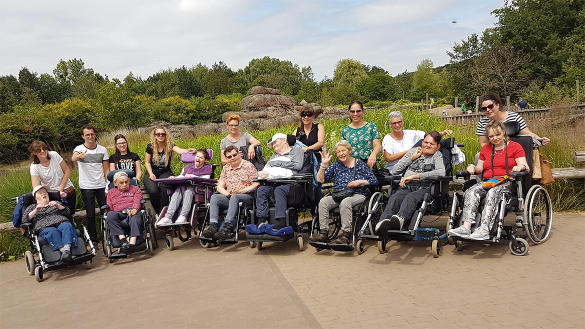 The residents of a Daelzicht care home enjoying a day out at a nature park.