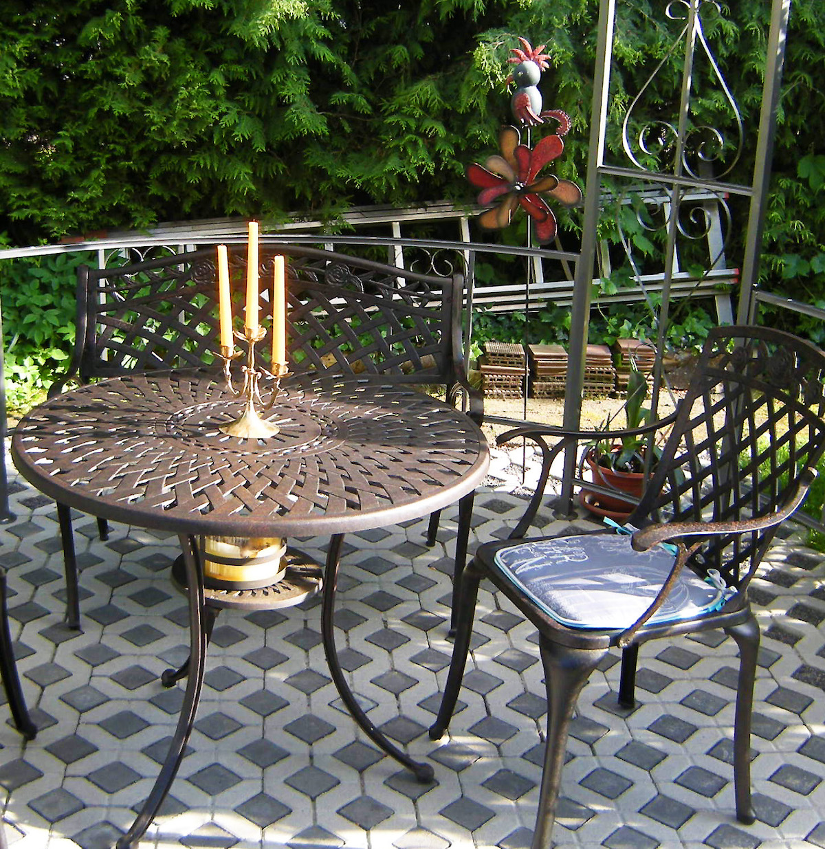 Garden Table Centrepiece | Let there be light